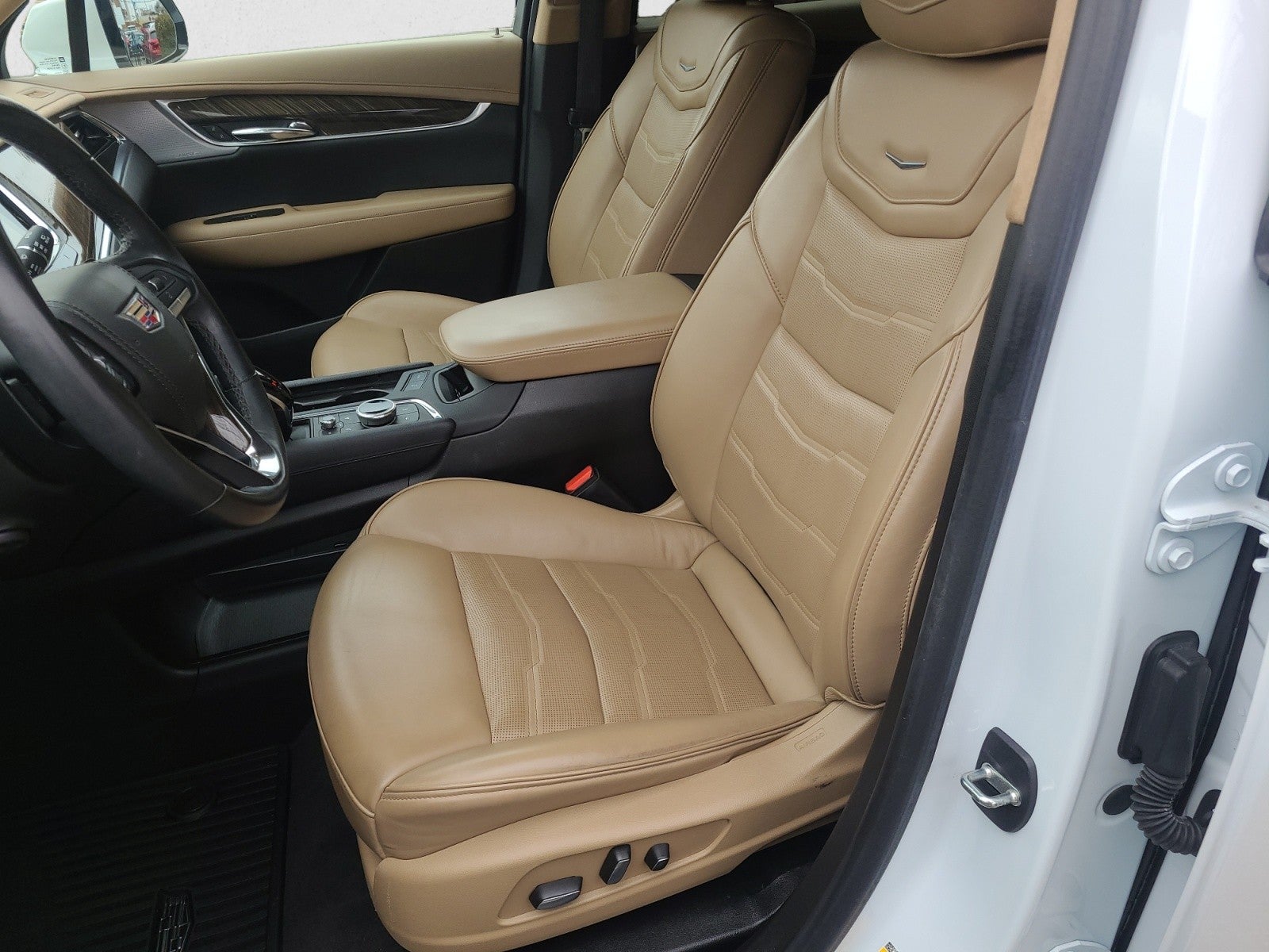 2023 Cadillac XT6 FWD Premium Luxury, Platinum, tech, driver assist