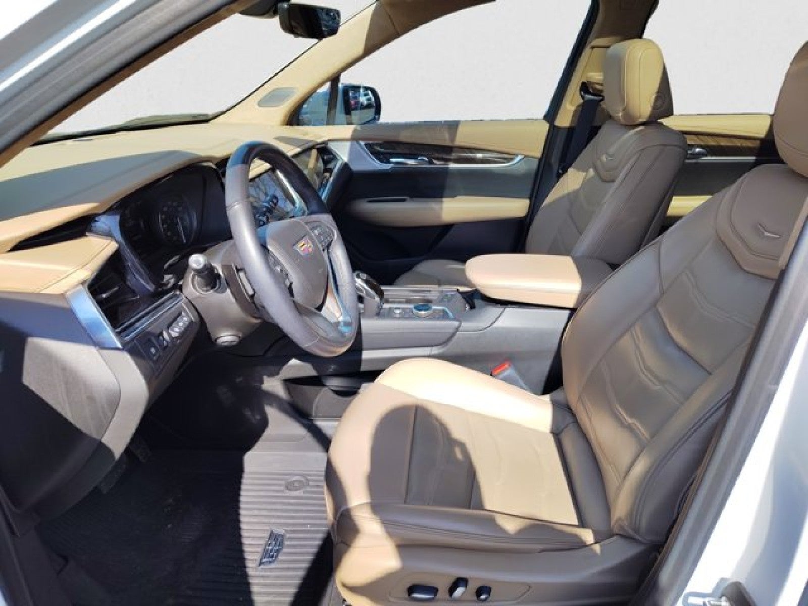 2021 Cadillac XT6 Premium Luxury AWD | Platinum, driver assist