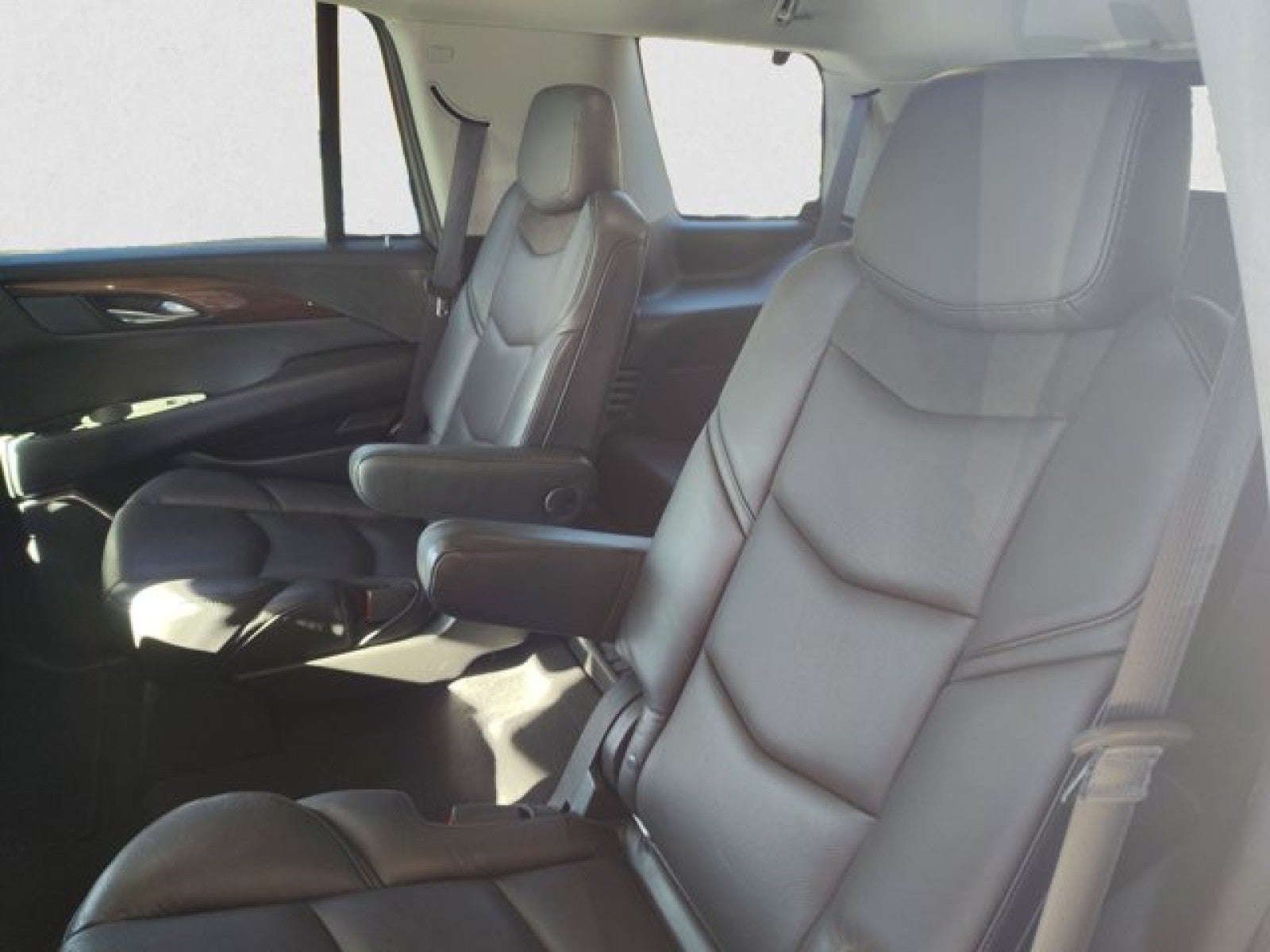 2019 Cadillac Escalade Luxury AWD