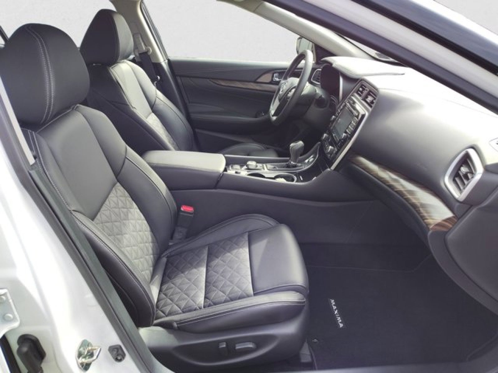 2017 Nissan Maxima Platinum