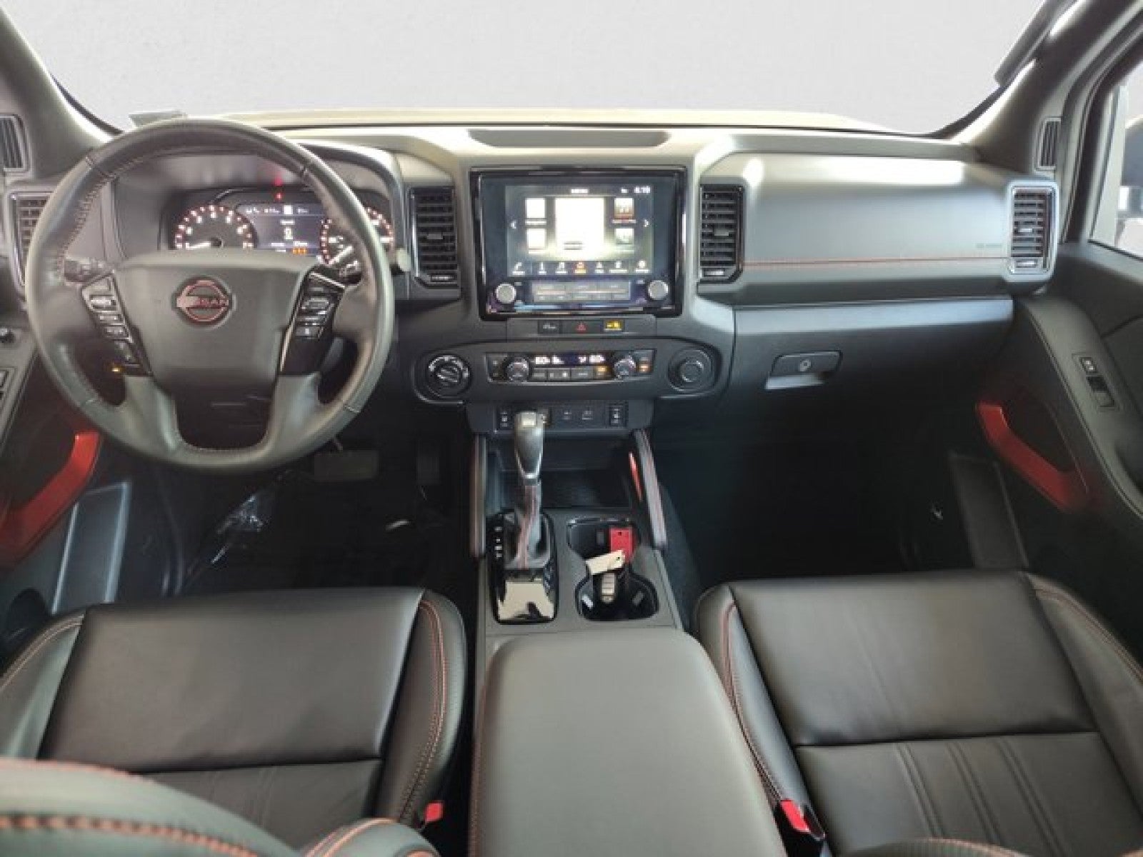 2024 Nissan Frontier PRO-4X | Premium, Convenience, Tech