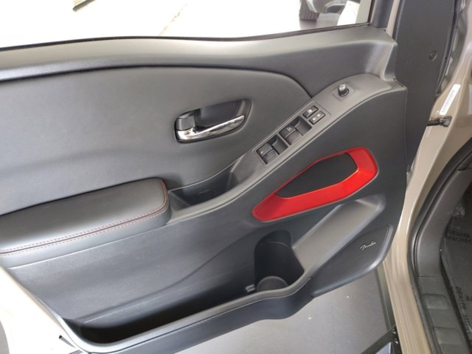 2024 Nissan Frontier PRO-4X | Premium, Convenience, Tech