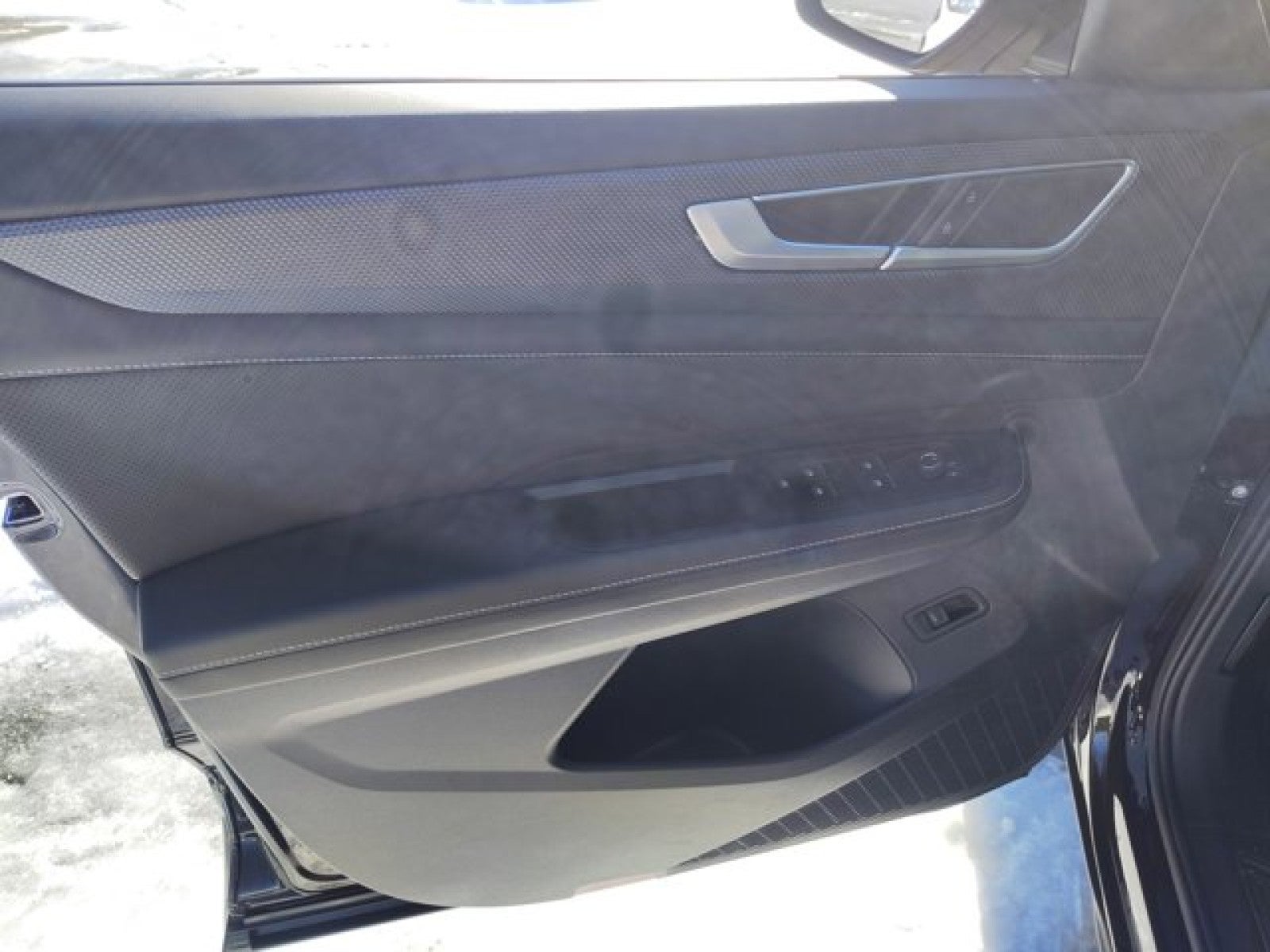 2024 Volkswagen Atlas Cross Sport 2.0T SEL R-Line 4Motion