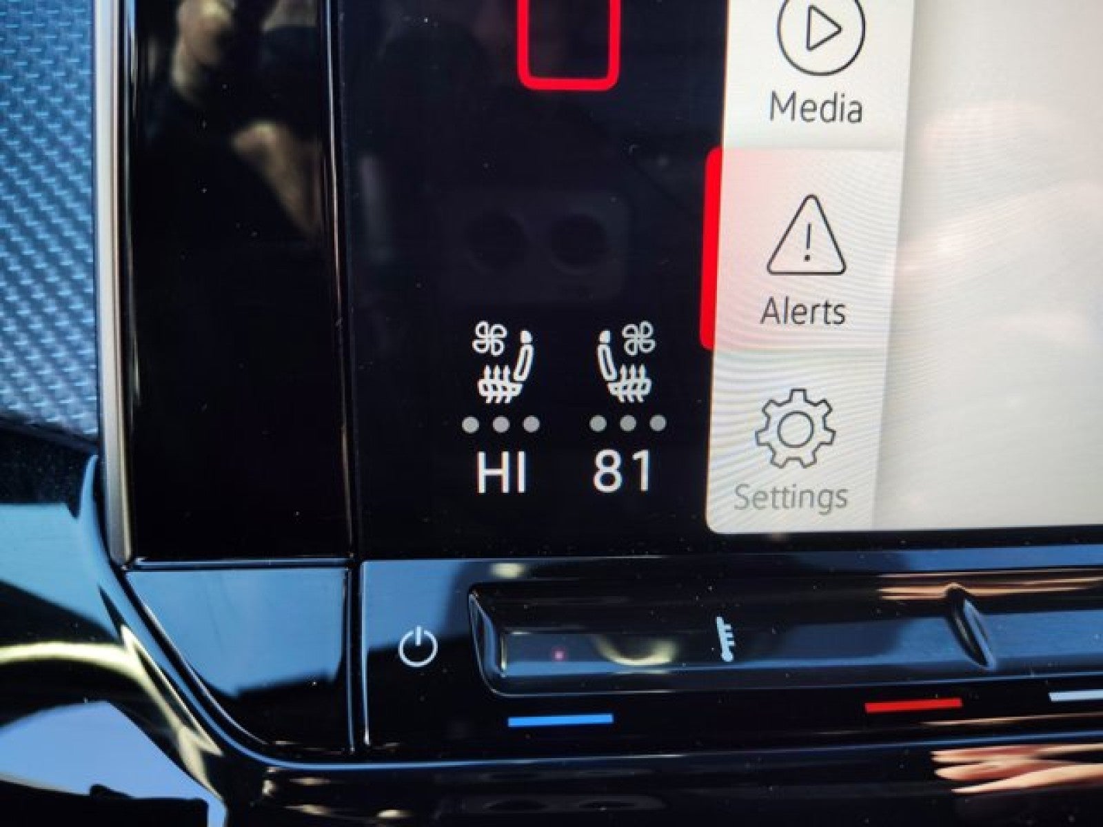 2024 Volkswagen Atlas Cross Sport 2.0T SEL R-Line 4Motion