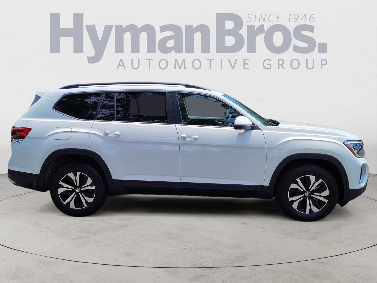 2025 Volkswagen Atlas 2.0T SE