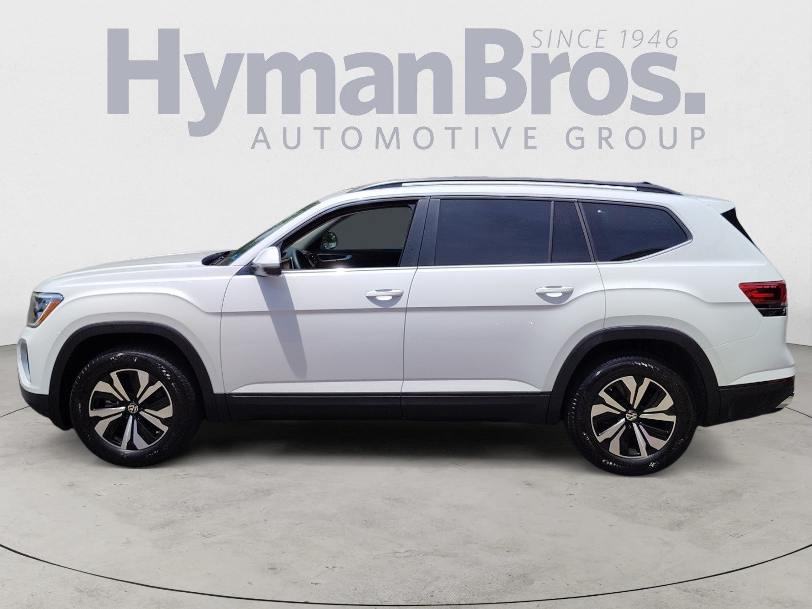 2025 Volkswagen Atlas 2.0T SE
