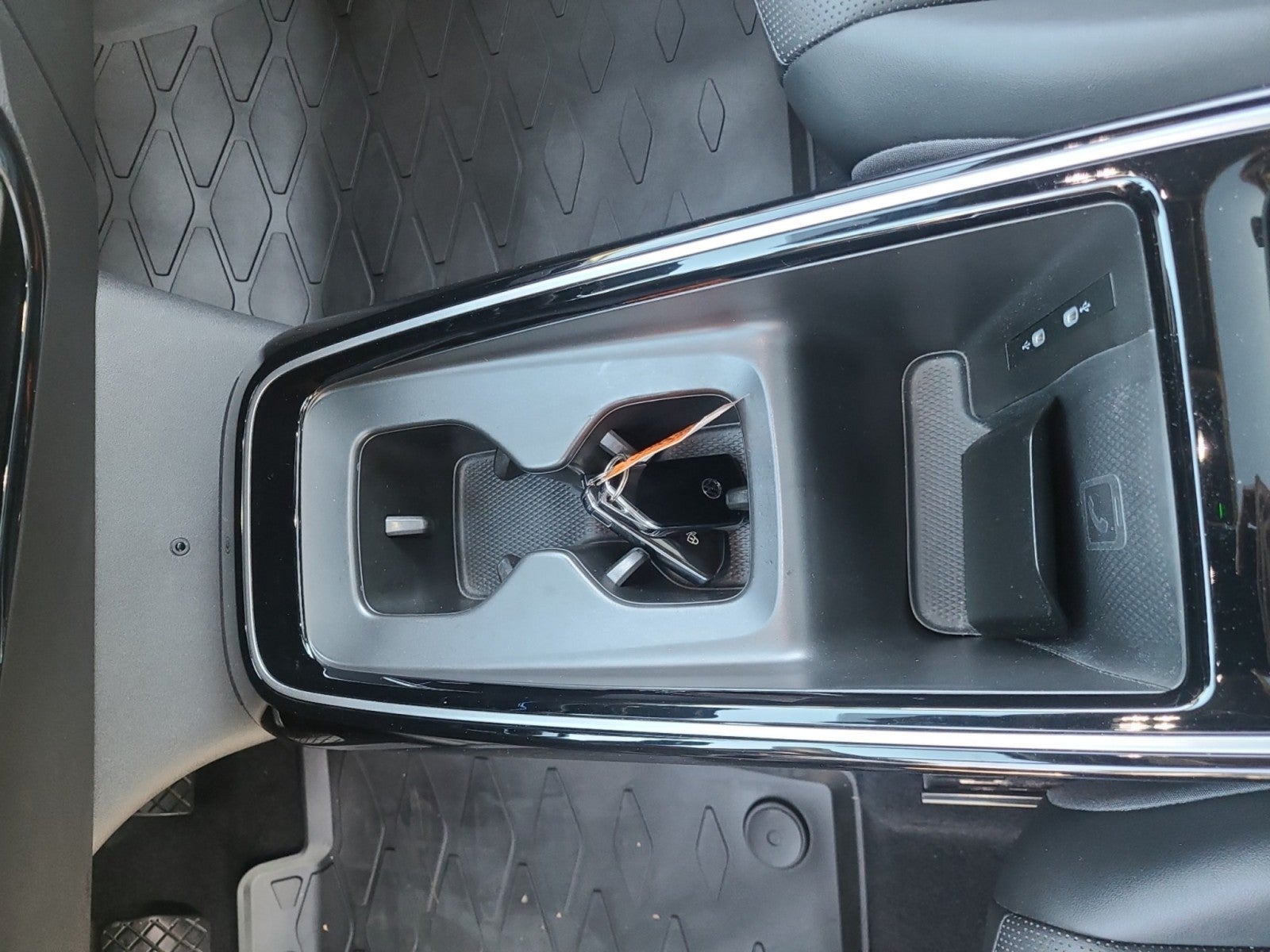 2023 Volkswagen ID.4 Pro S | $51k msrp