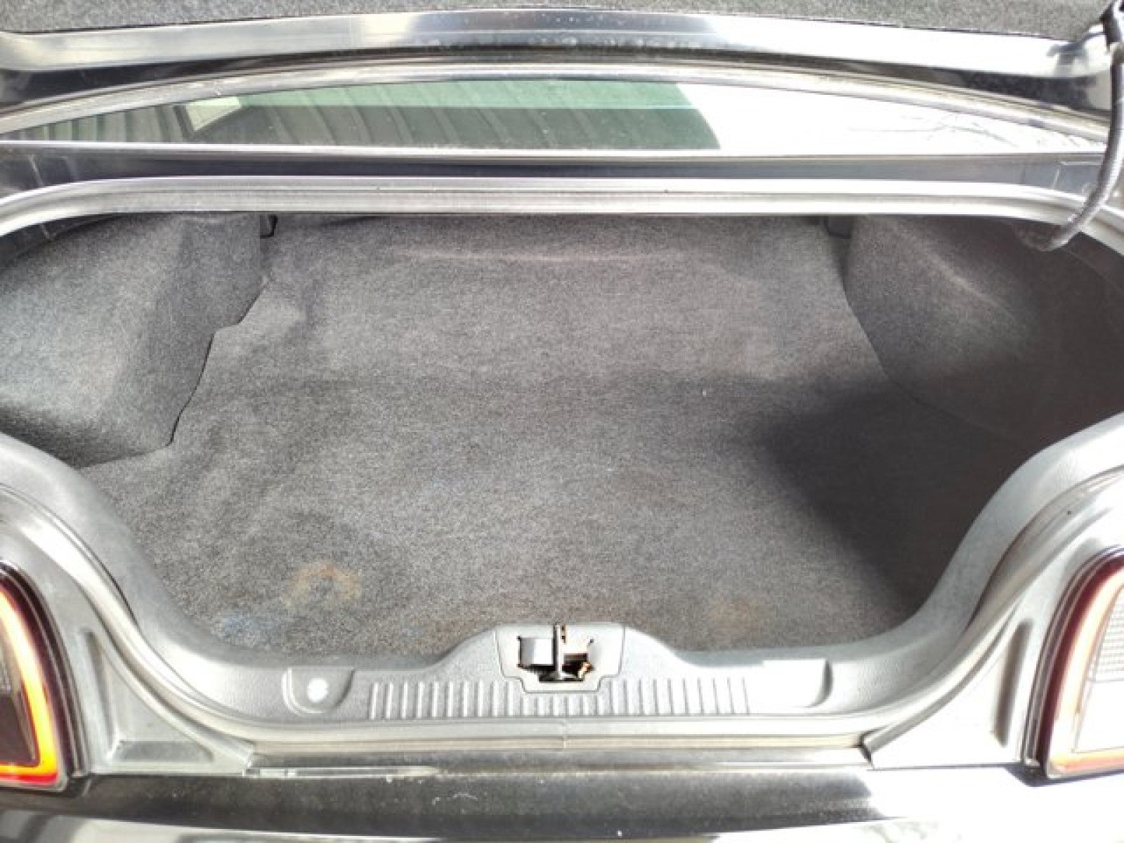 2014 Ford Mustang GT, Track Package