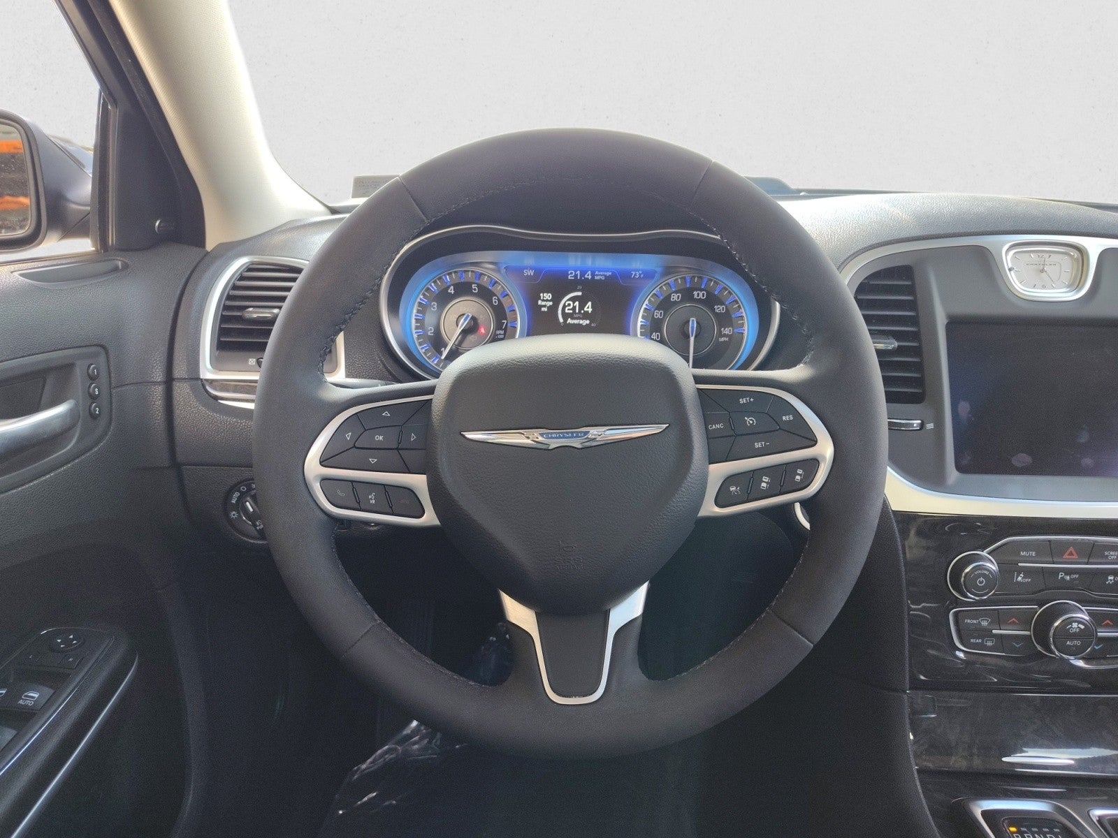 2023 Chrysler 300 Touring L