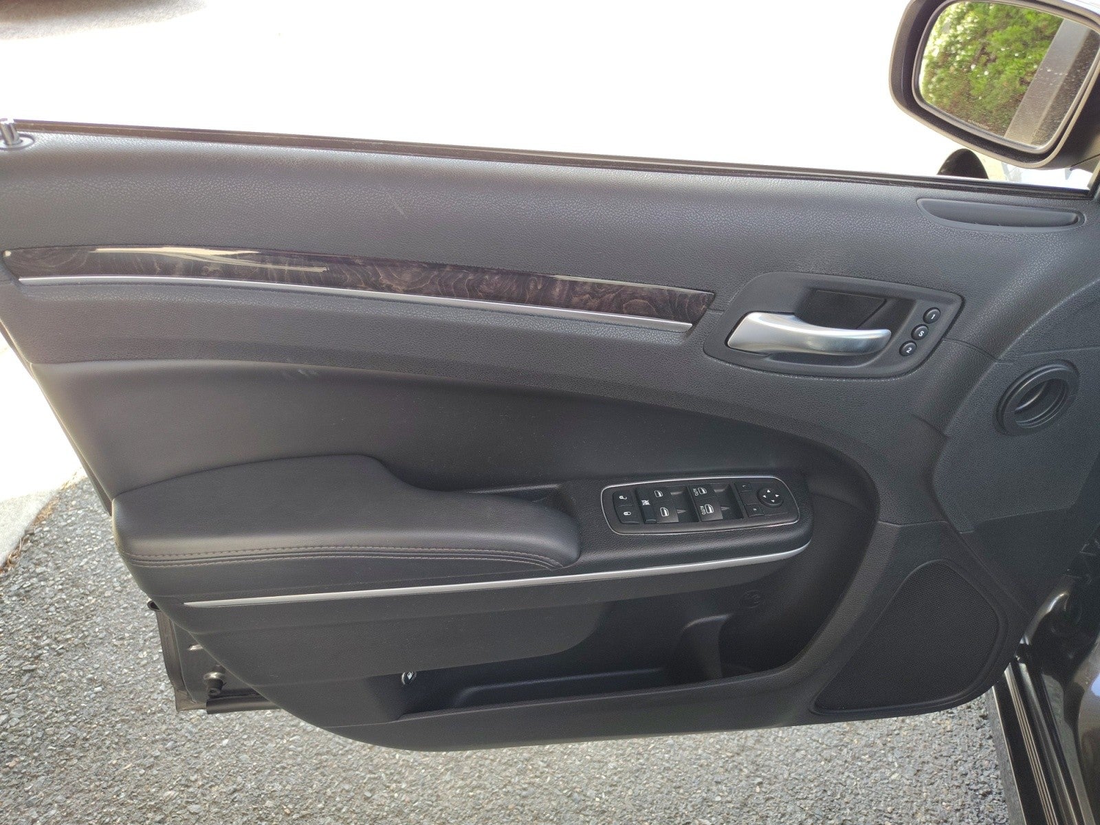 2023 Chrysler 300 Touring L