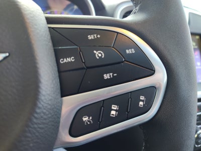 2023 Chrysler 300 Touring L