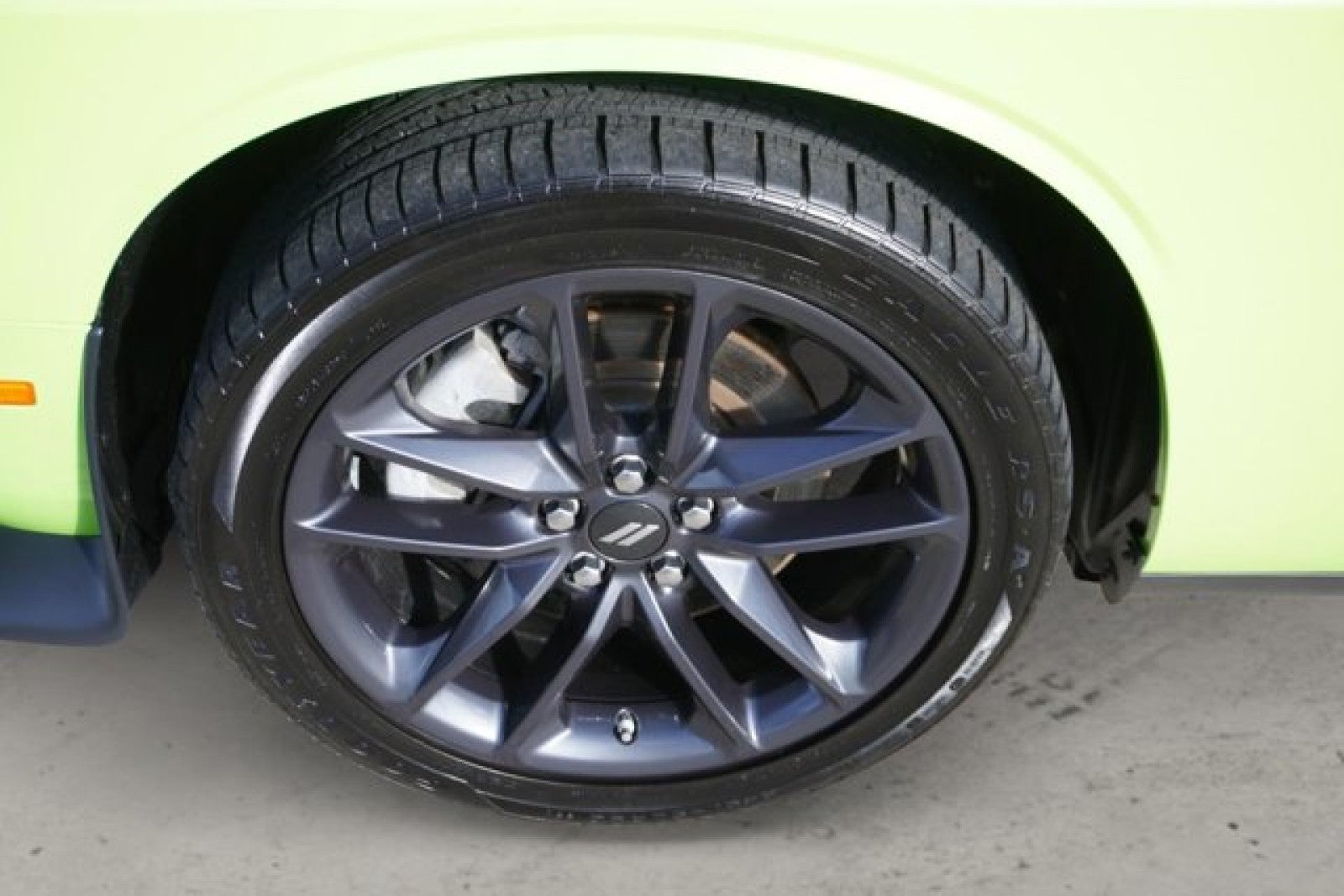 2023 Dodge Challenger GT AWD | Sunroof, tech, blacktop