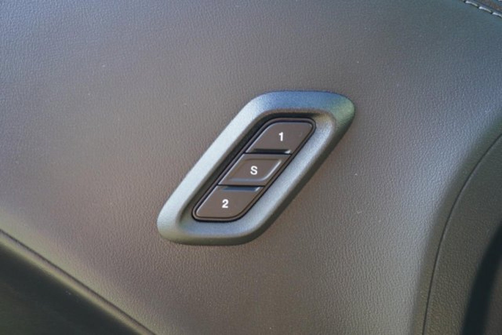 2023 Dodge Challenger GT AWD | Sunroof, tech, blacktop