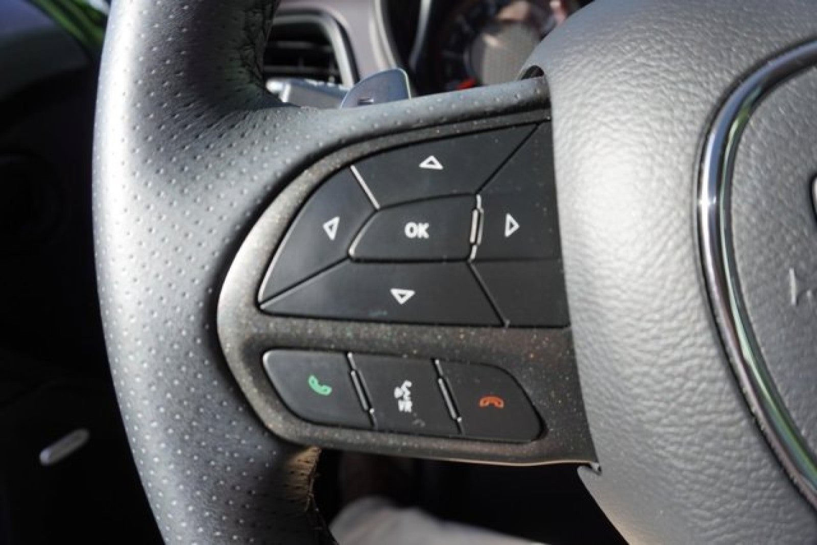 2023 Dodge Challenger GT AWD | Sunroof, tech, blacktop