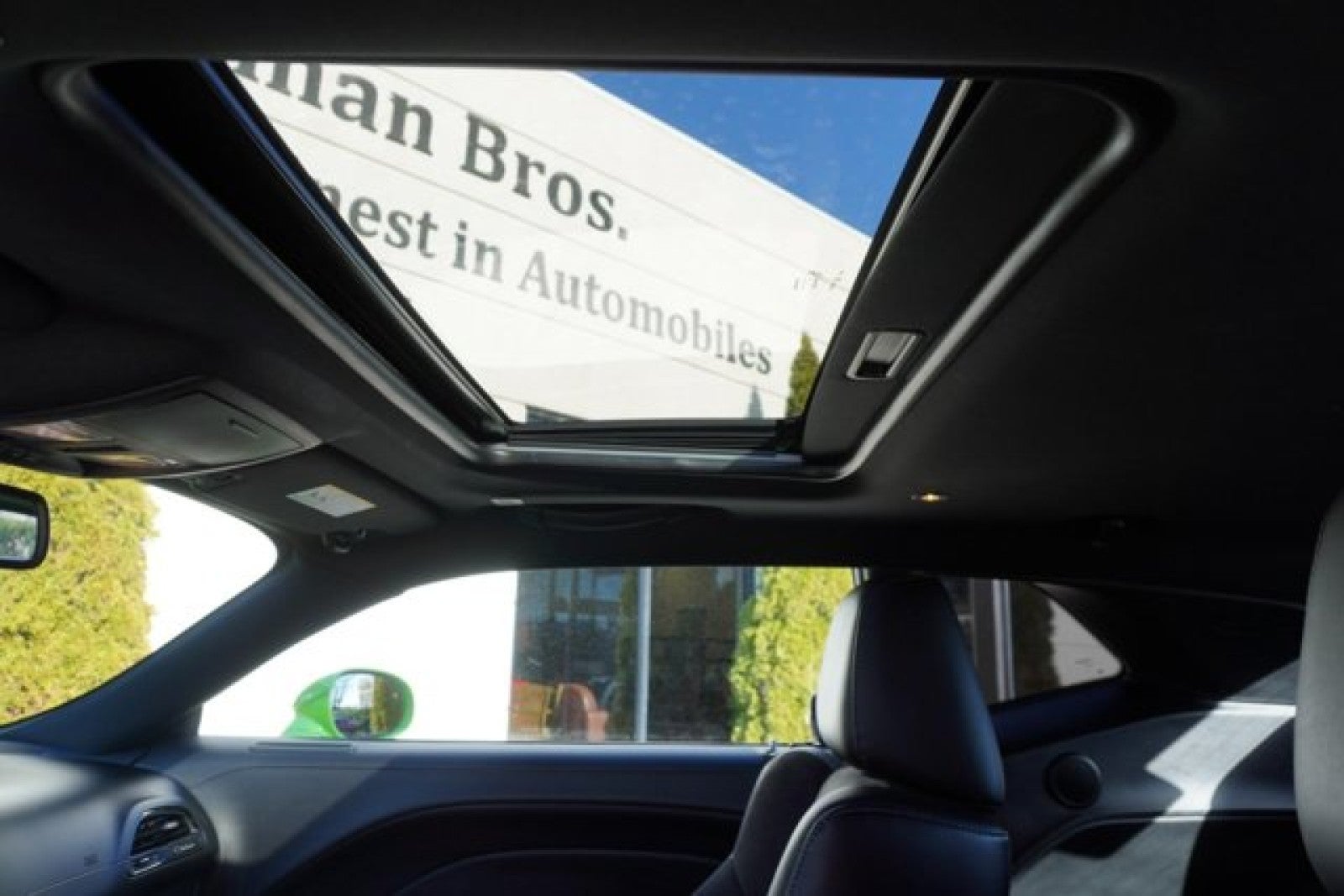 2023 Dodge Challenger GT AWD | Sunroof, tech, blacktop