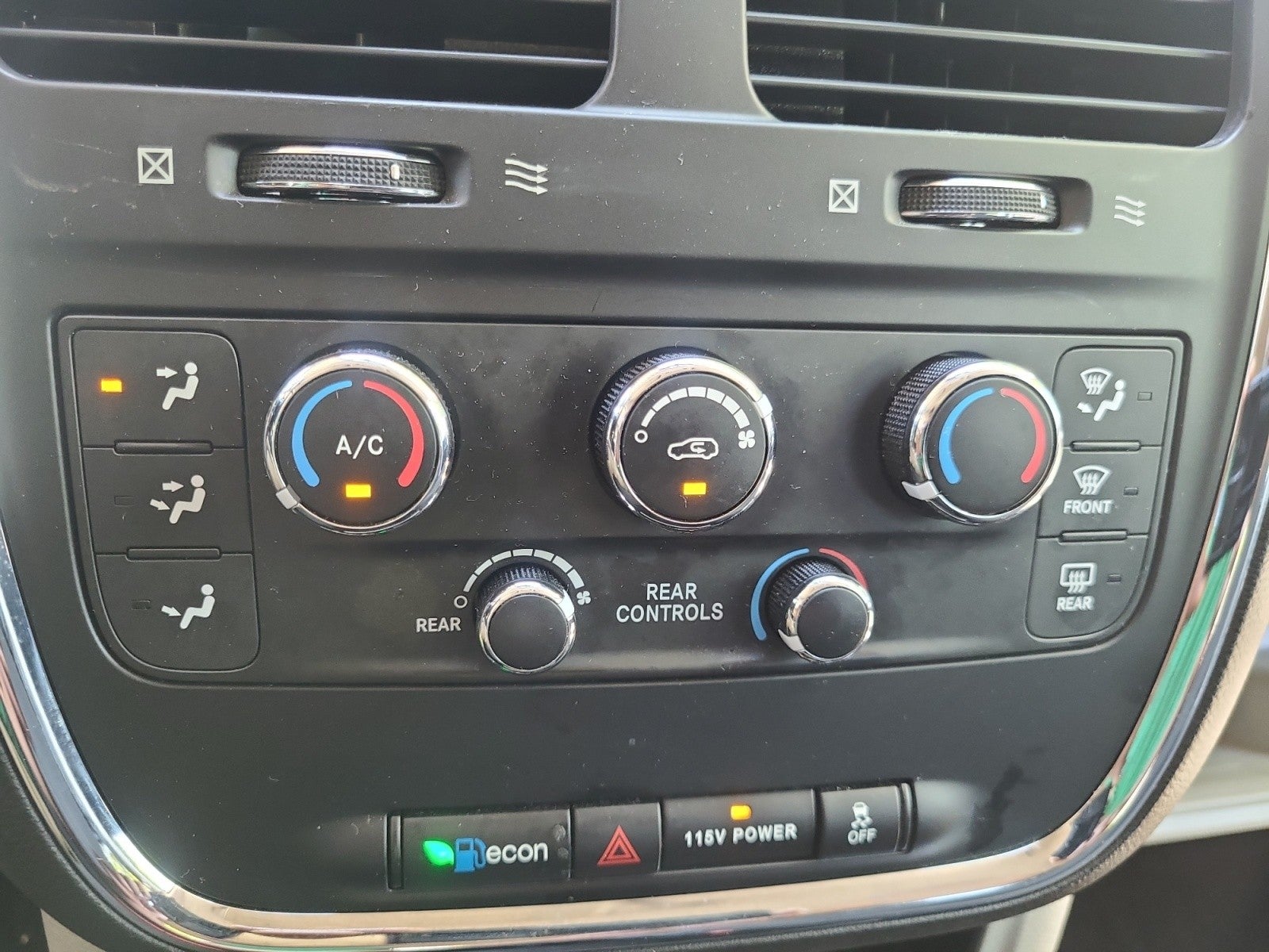2017 Dodge Grand Caravan SE