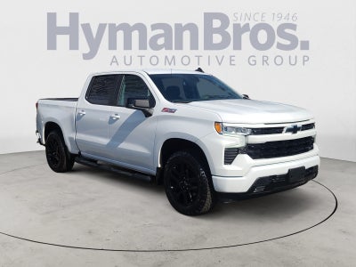 2022 Chevrolet Silverado 1500 4WD Crew Cab RST | Z71, 20 Black Wheels