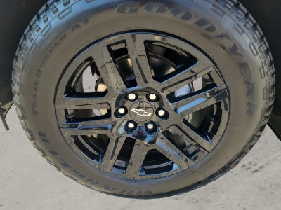 2022 Chevrolet Silverado 1500 4WD Crew Cab RST | Z71, 20 Black Wheels