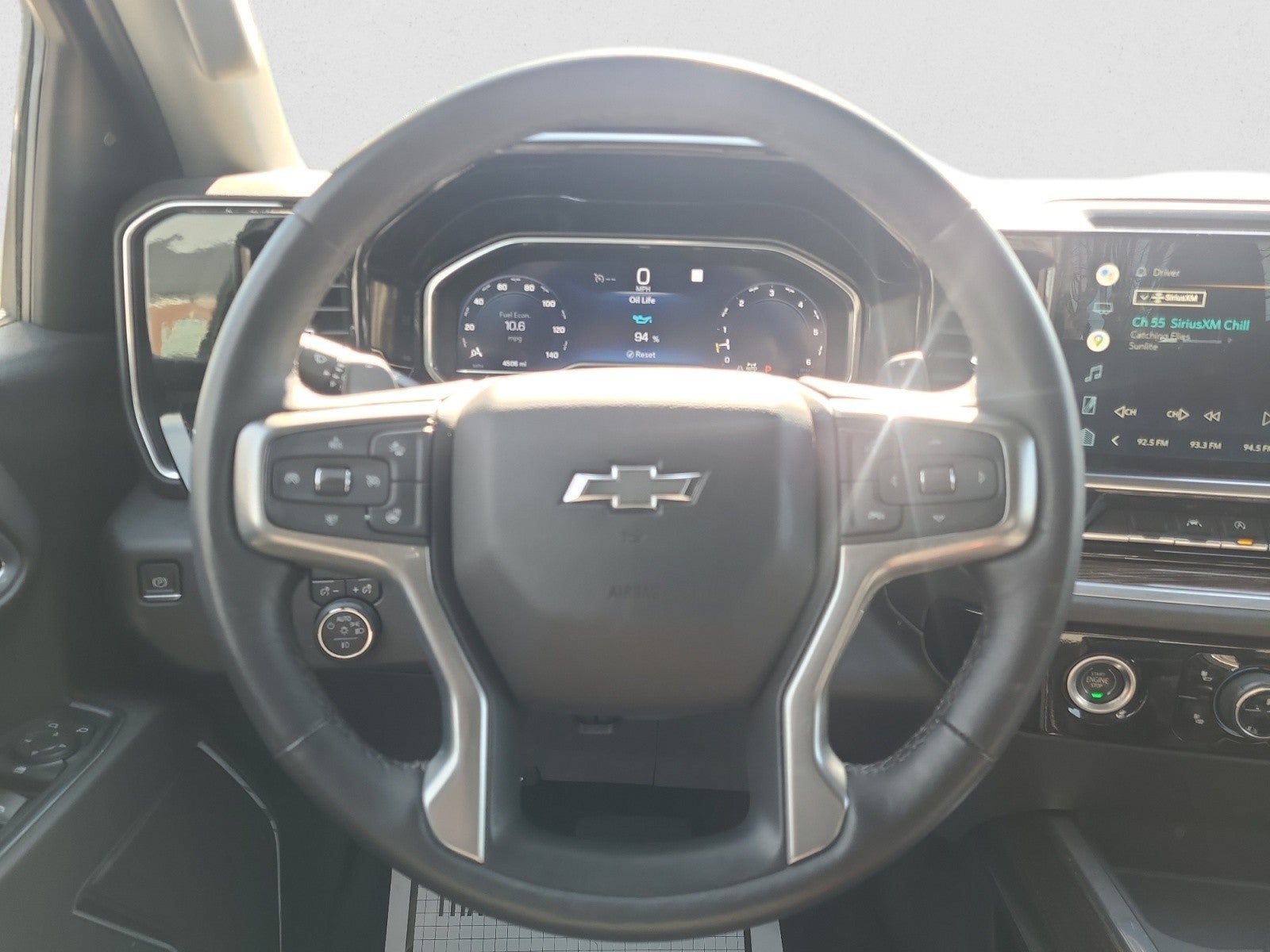 2022 Chevrolet Silverado 1500 4WD Crew Cab RST | Z71, 20 Black Wheels