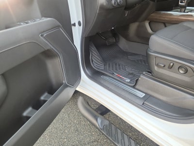 2022 Chevrolet Silverado 1500 4WD Crew Cab RST | Z71, 20 Black Wheels