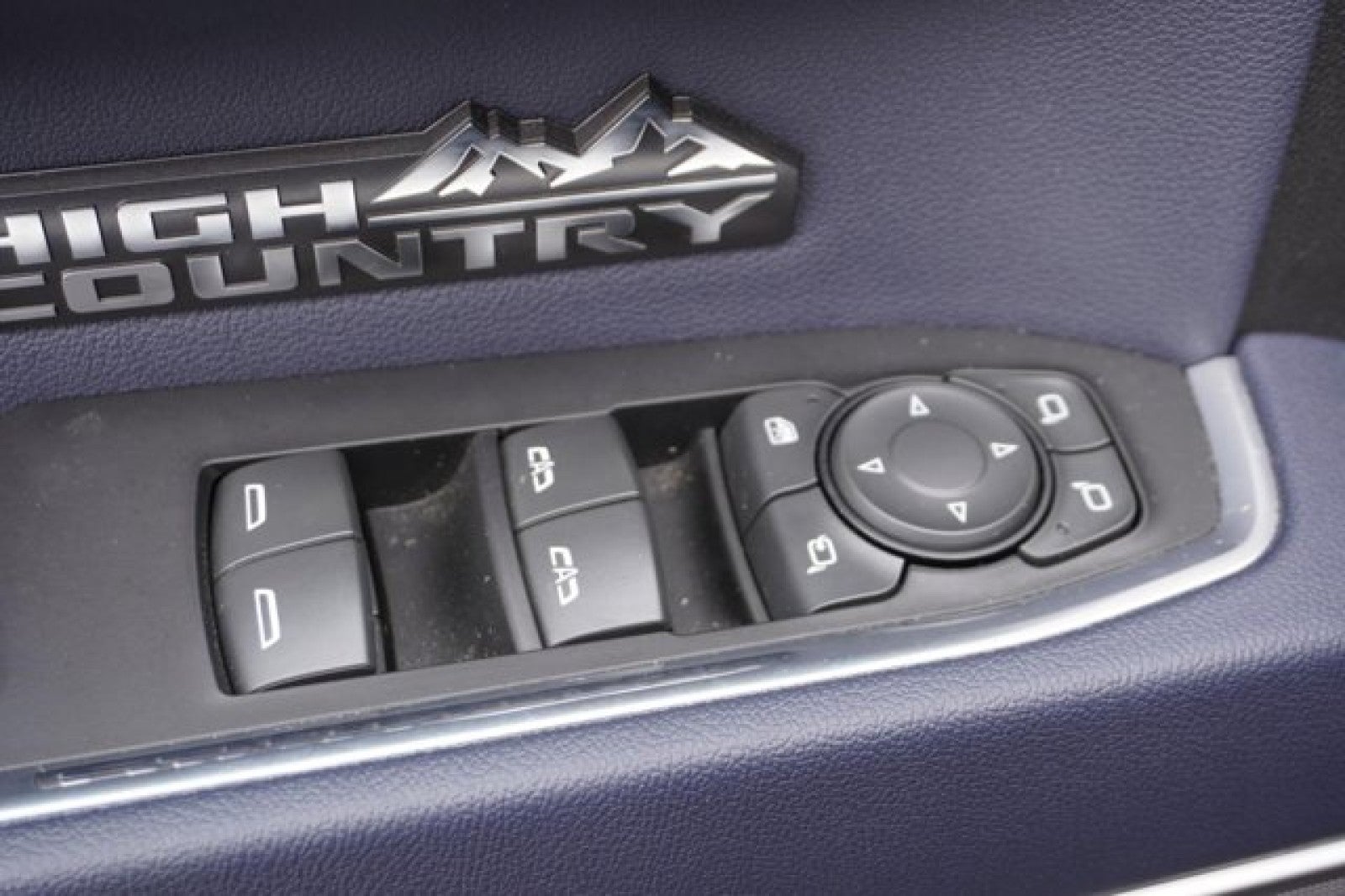 2022 Chevrolet Silverado 1500 High Country 4x4 | Tech Pkg, 22 Wheels