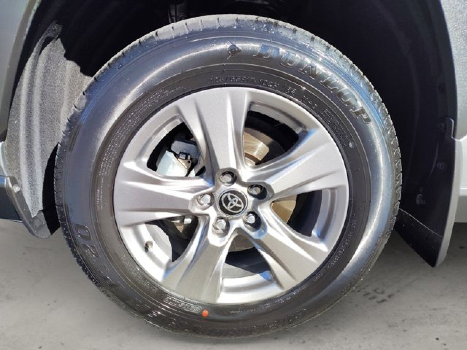 2024 Toyota RAV4 XLE AWD