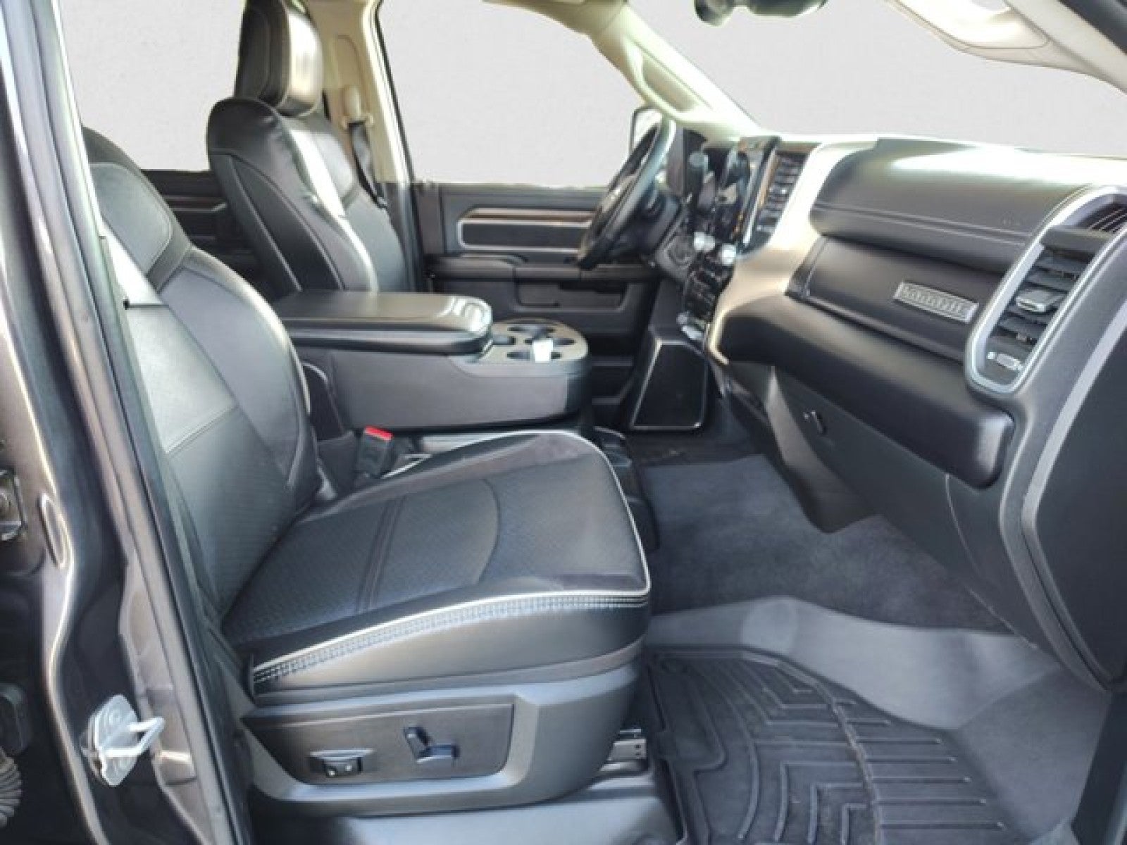 2024 RAM 2500 Laramie 4x4 Crew Cab | Diesel