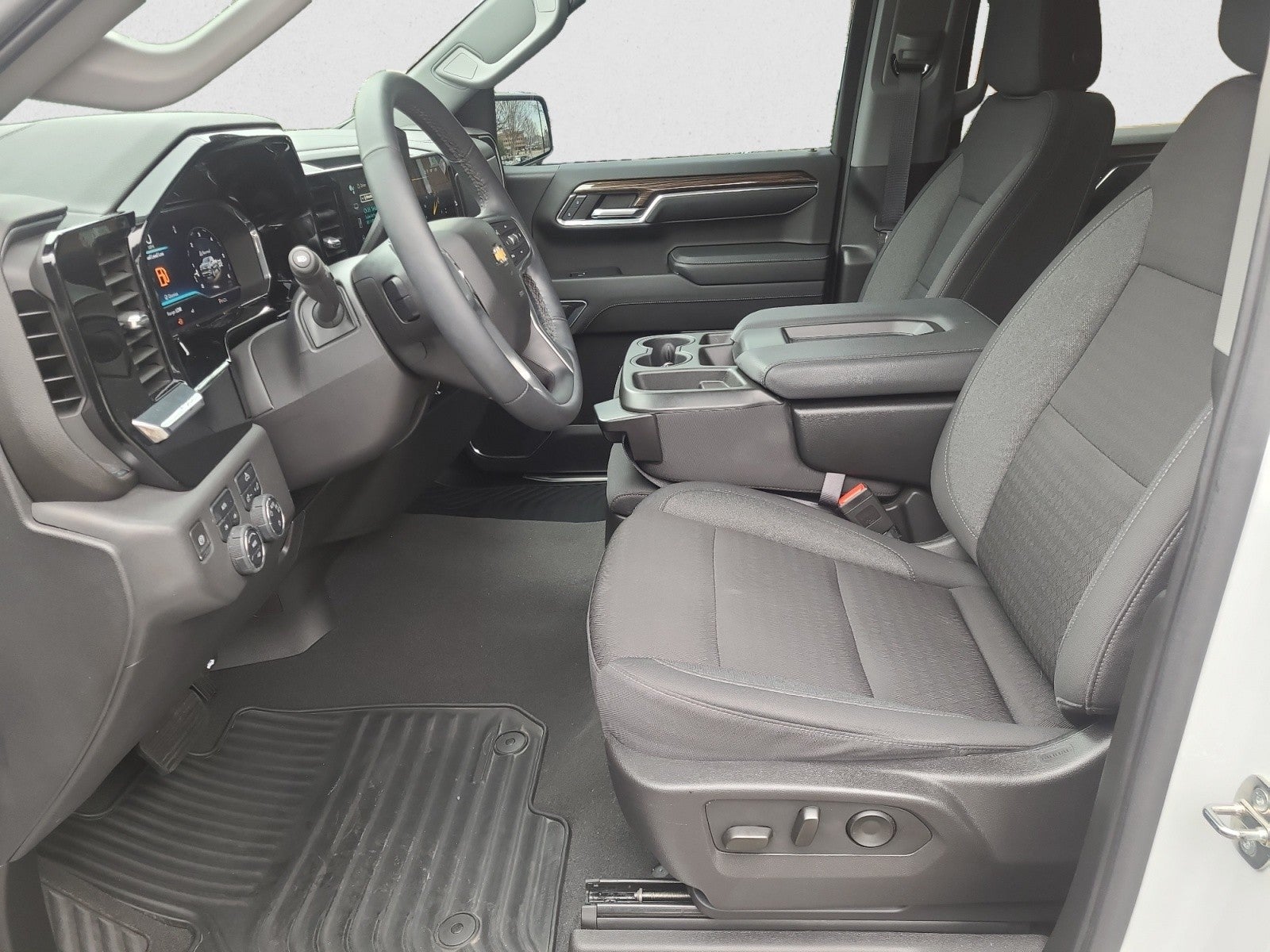 2024 Chevrolet Silverado 1500 4WD Crew Cab LT | 20 Wheel package