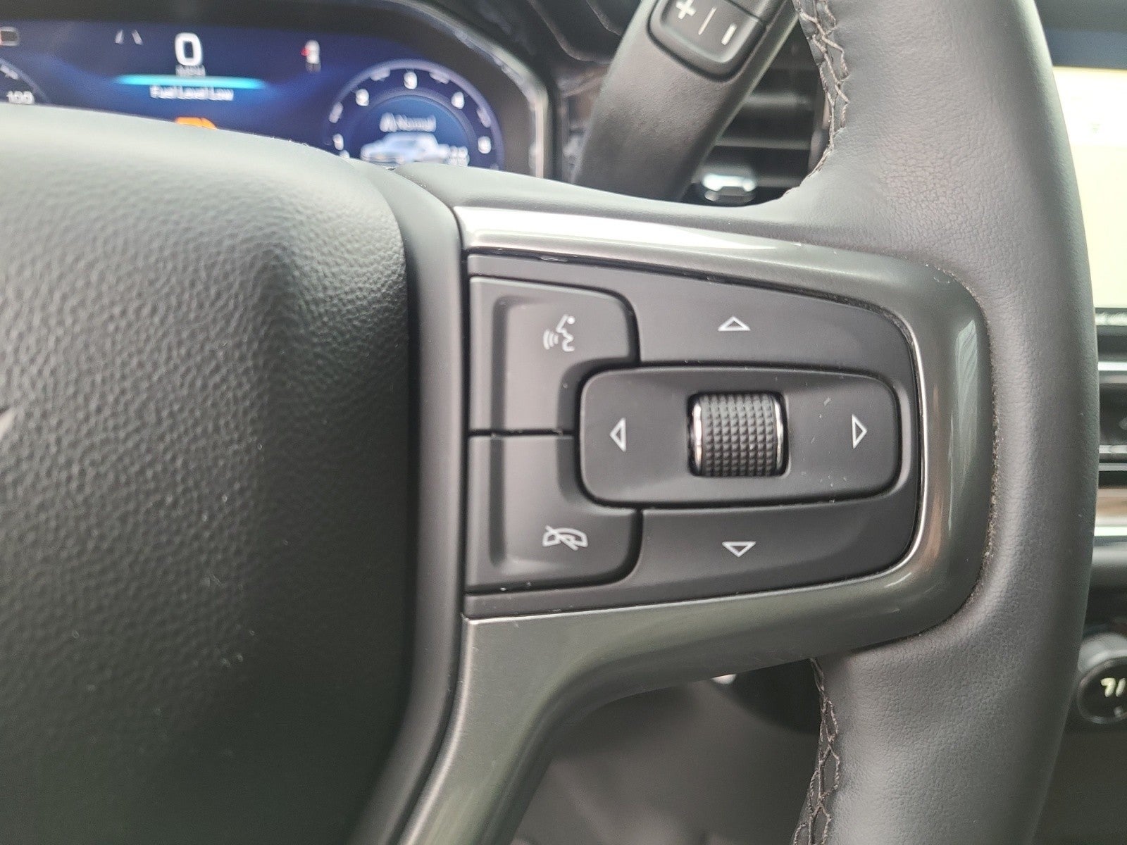 2024 Chevrolet Silverado 1500 4WD Crew Cab LT | 20 Wheel package