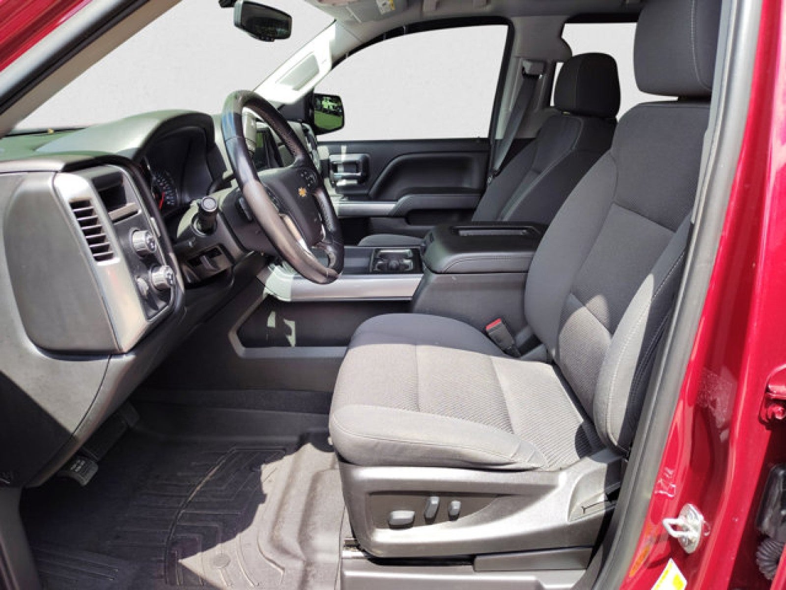 2018 Chevrolet Silverado 1500 4x4 Crew Cab LT