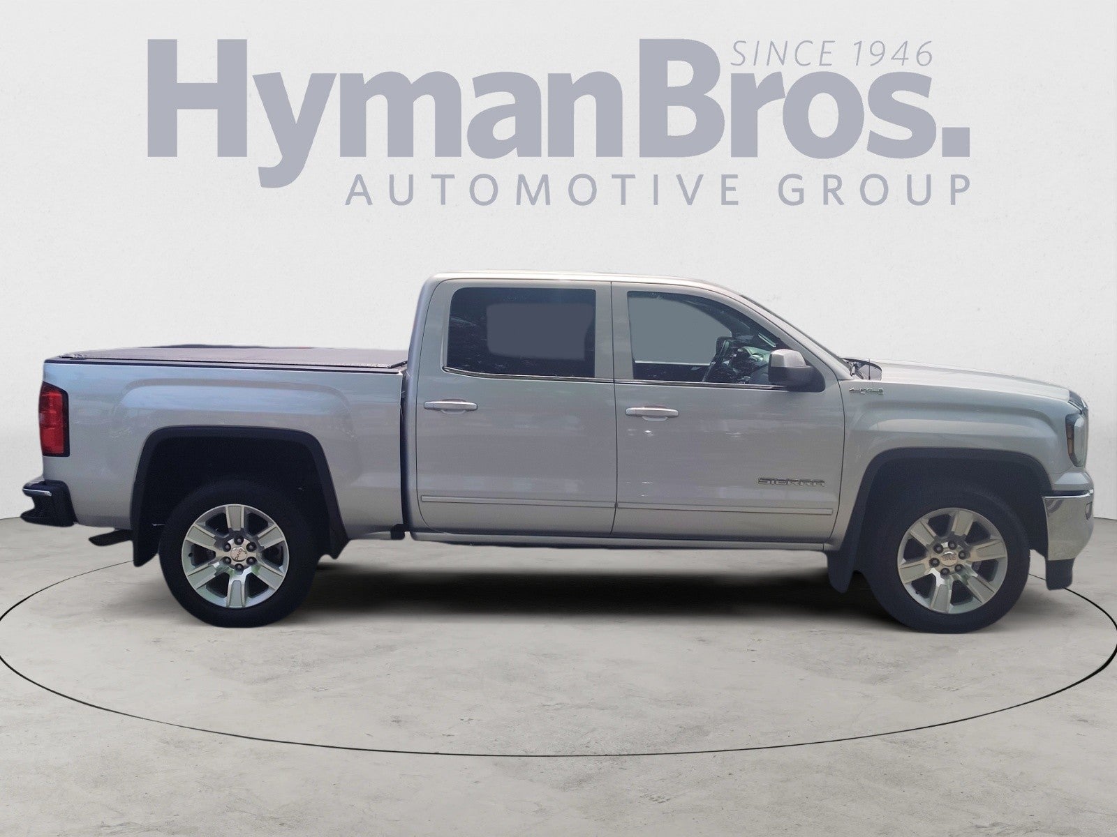 2016 GMC Sierra 1500 4WD Crew Cab SLE