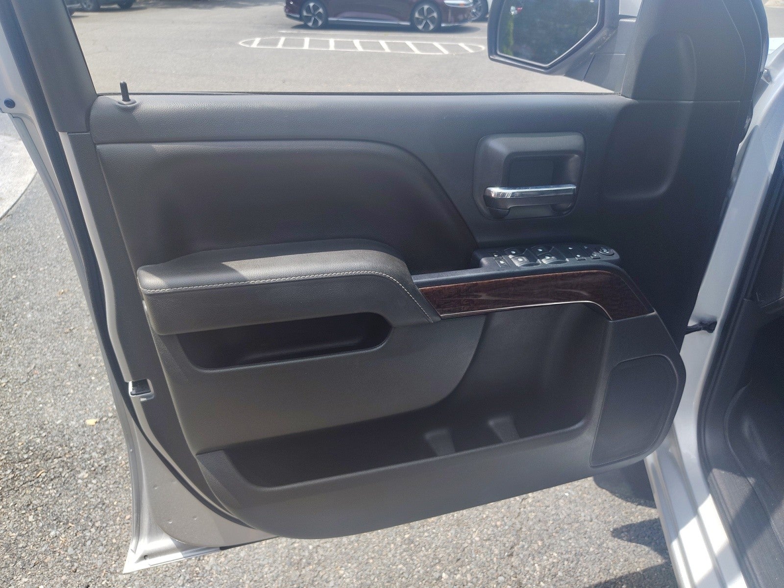 2016 GMC Sierra 1500 4WD Crew Cab SLE
