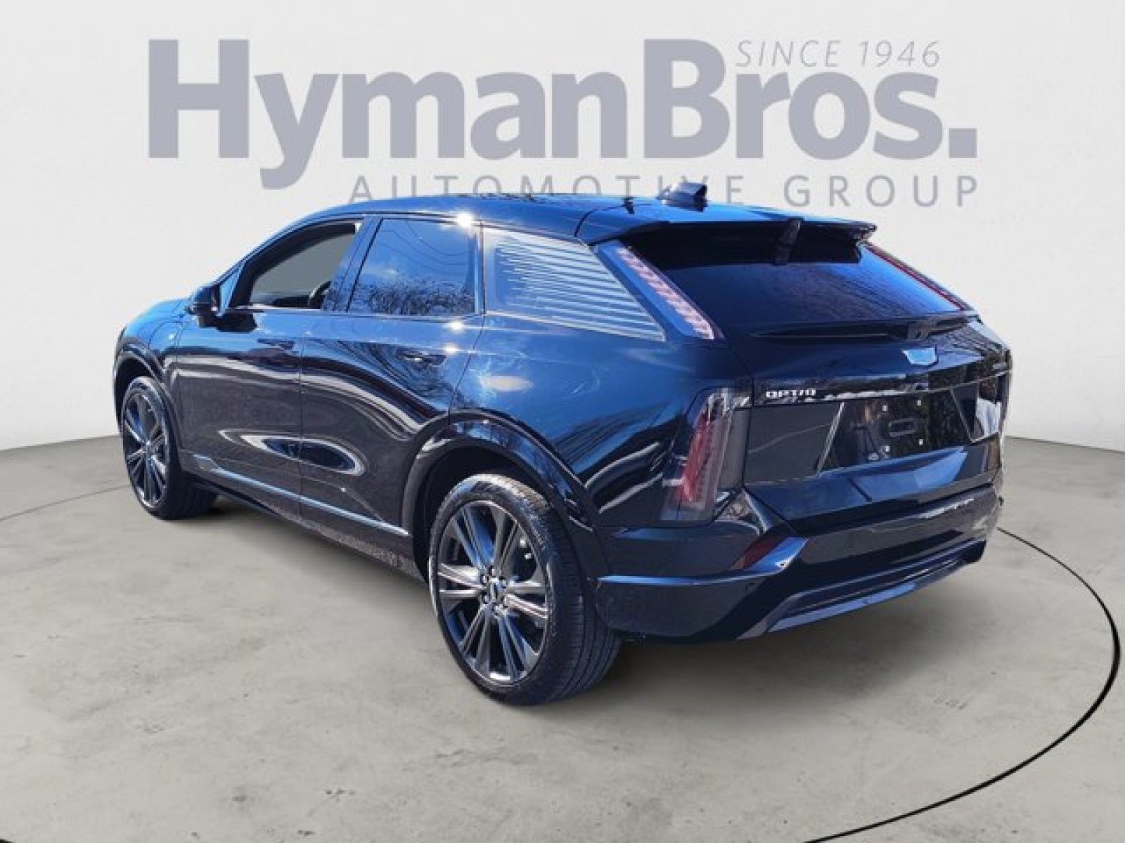 2025 Cadillac OPTIQ Sport 2 AWD | 21 Wheels