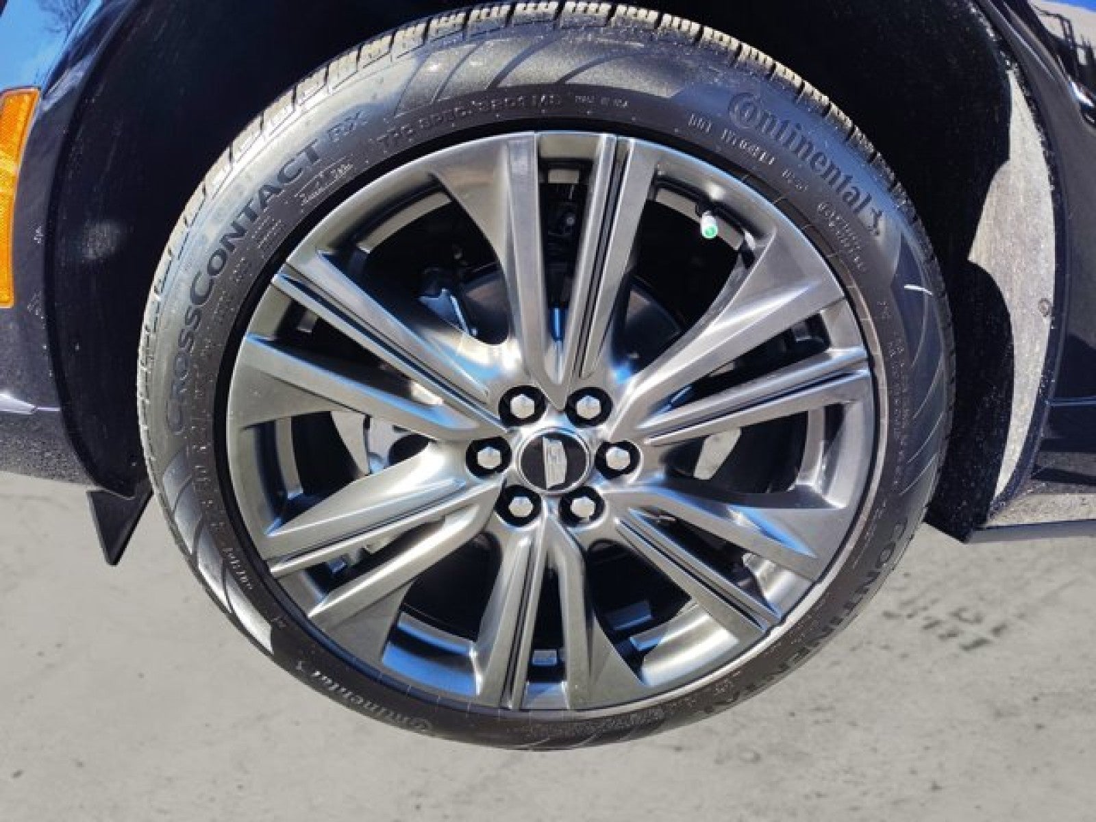 2025 Cadillac OPTIQ Sport 2 AWD | 21 Wheels