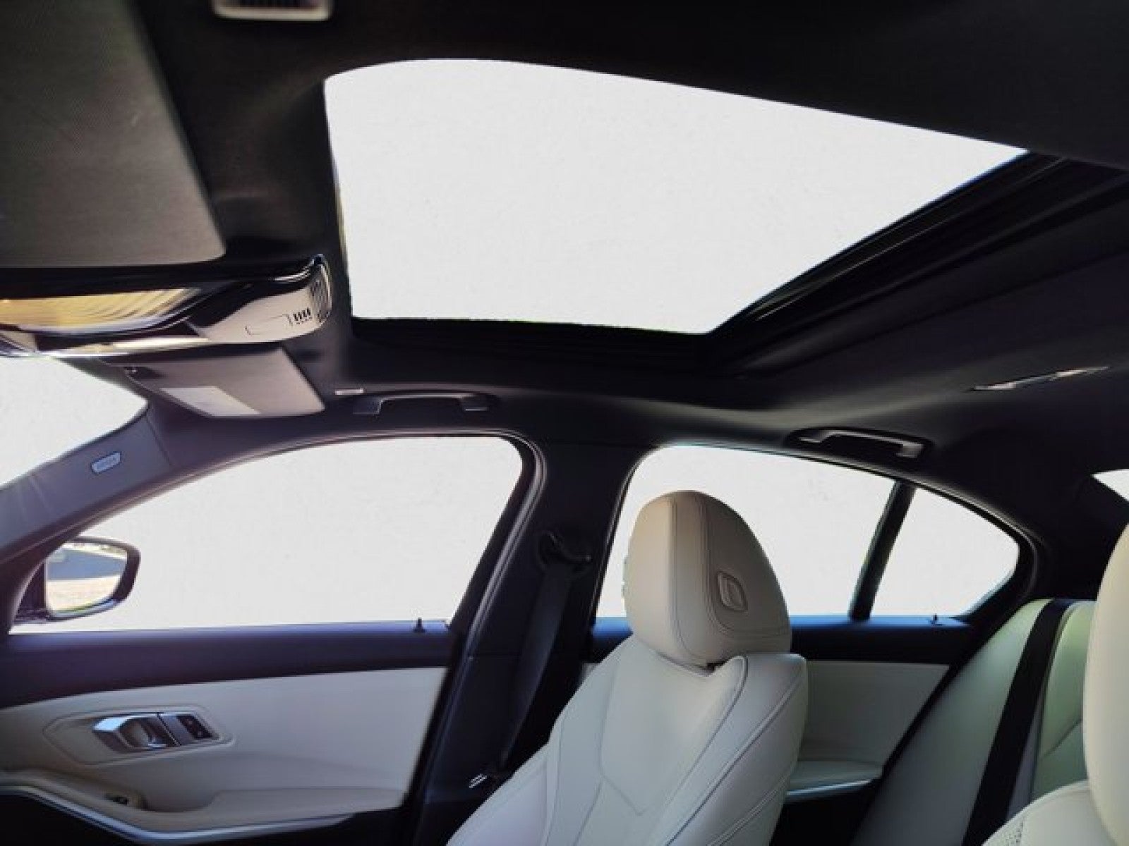 2023 BMW 3 Series 330i xDrive | Premium, Driver assist