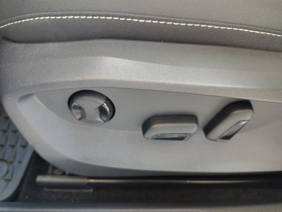 2024 Volkswagen Taos SE 4Motion | Pano Roof