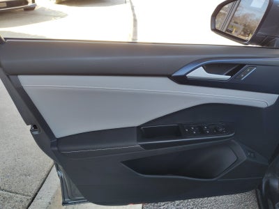 2024 Volkswagen Taos SE 4Motion | Pano Roof