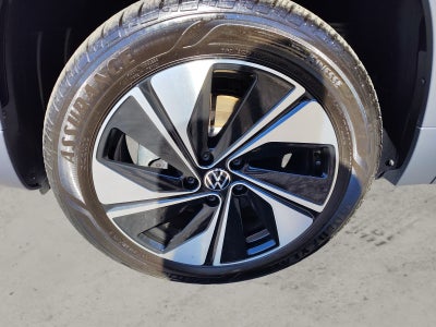2024 Volkswagen Taos SE 4Motion | Pano Roof