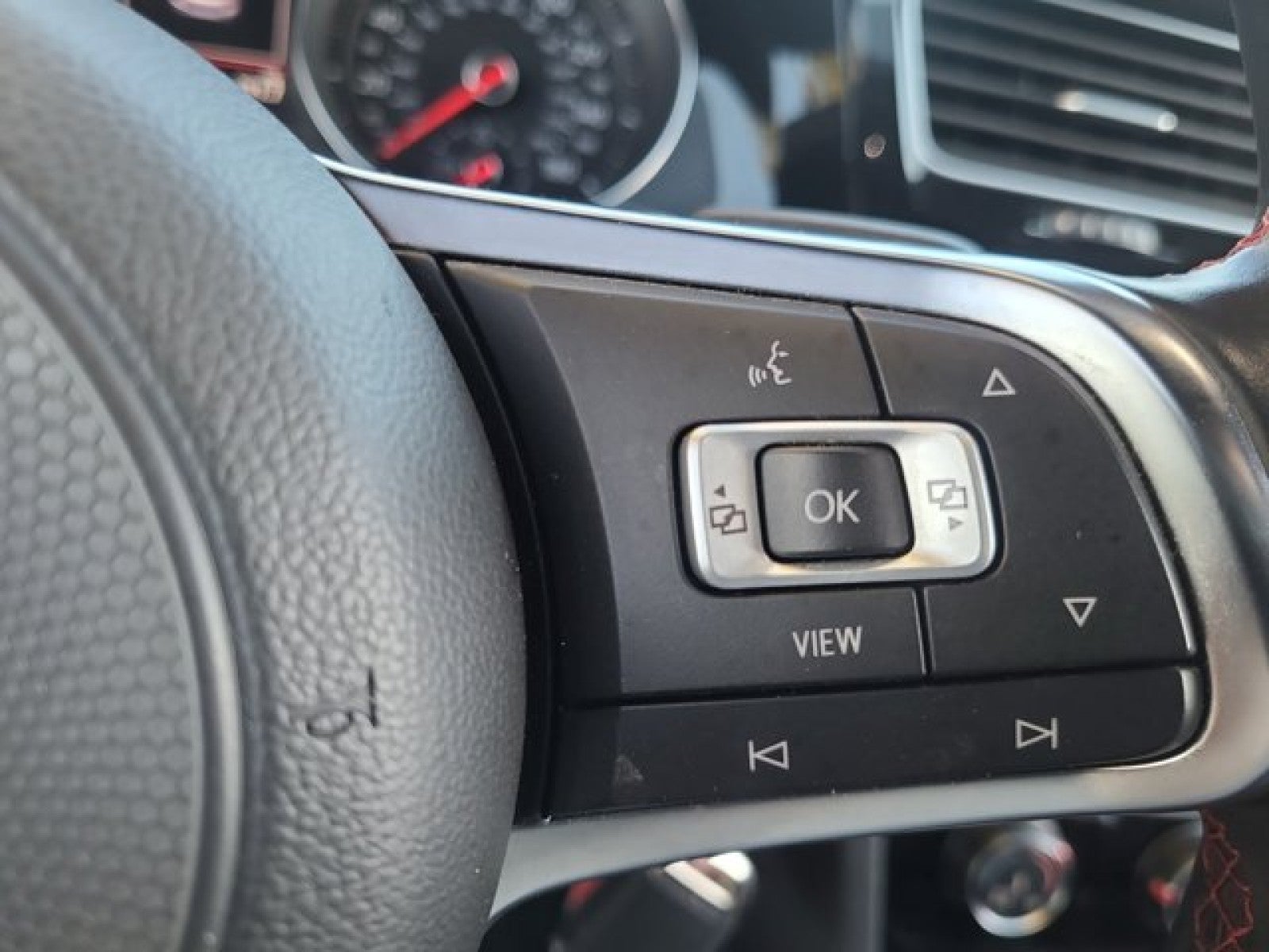 2019 Volkswagen Golf GTI S