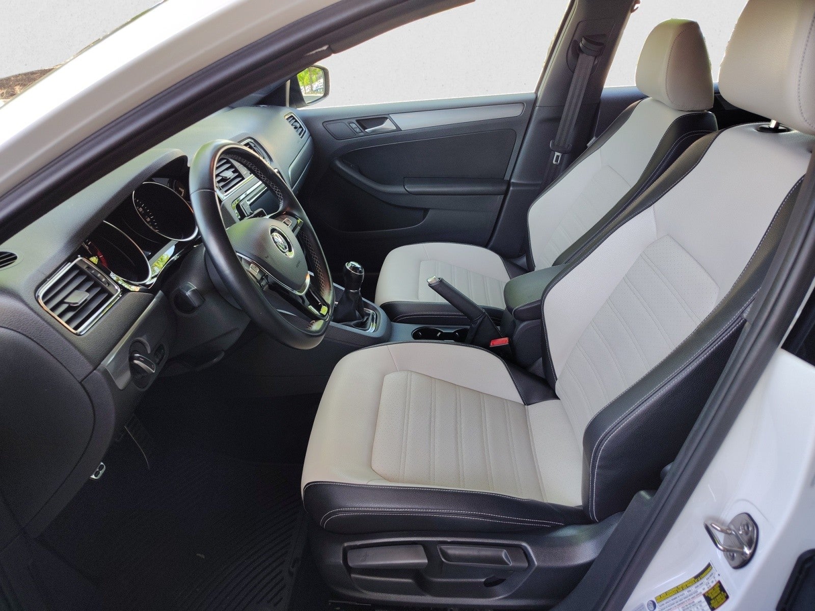 2016 Volkswagen Jetta 1.8T Sport