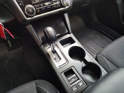 2019 Subaru Outback Premium | Moonroof, Nav