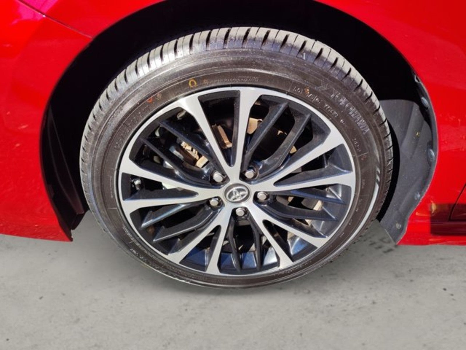 2019 Toyota Camry SE