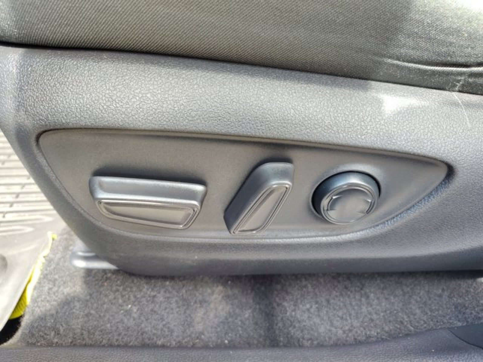 2021 Toyota RAV4 Hybrid XLE Premium AWD