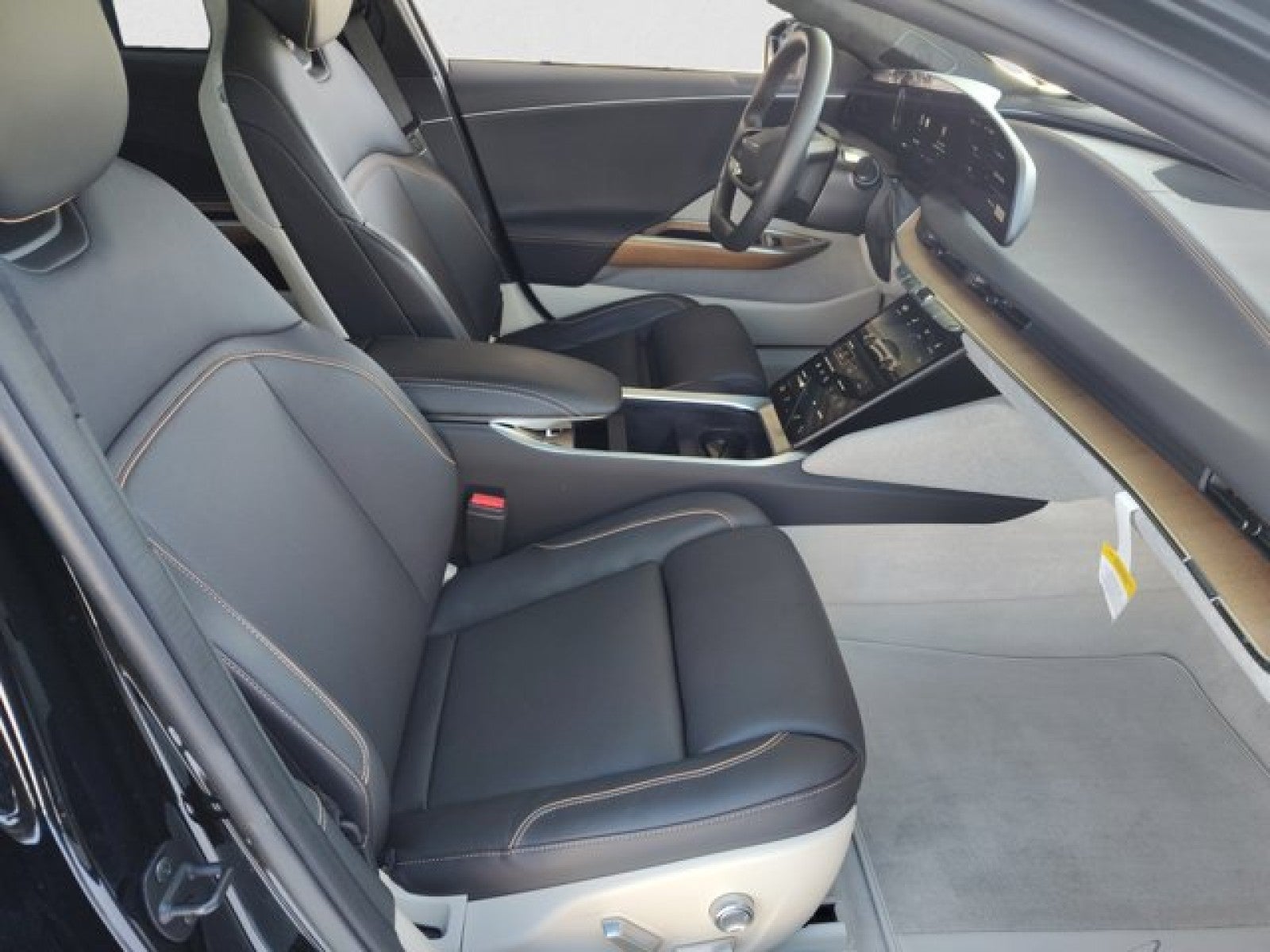 2024 Lucid Air Touring AWD | Stealth, Dream Drive Pro, $112k MSRP