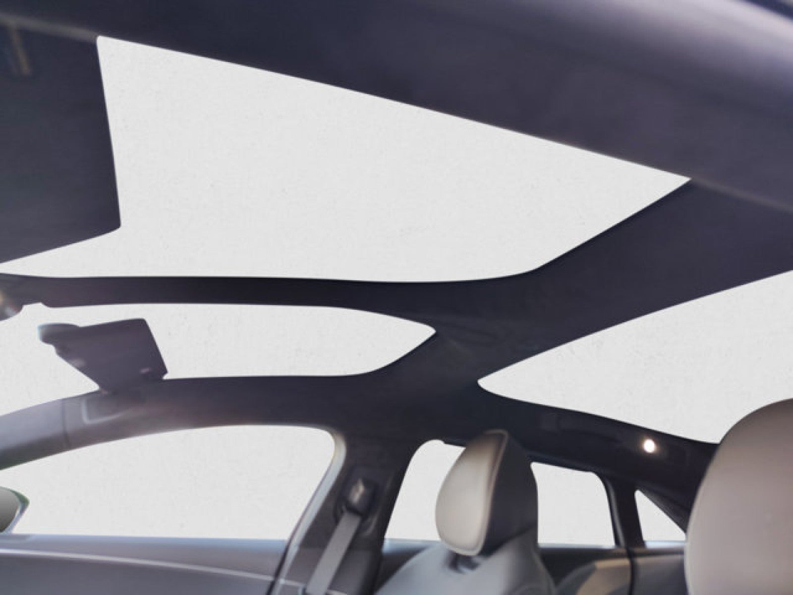 2025 Lucid Air Touring AWD | Glass Canopy, Dream Drive Premium