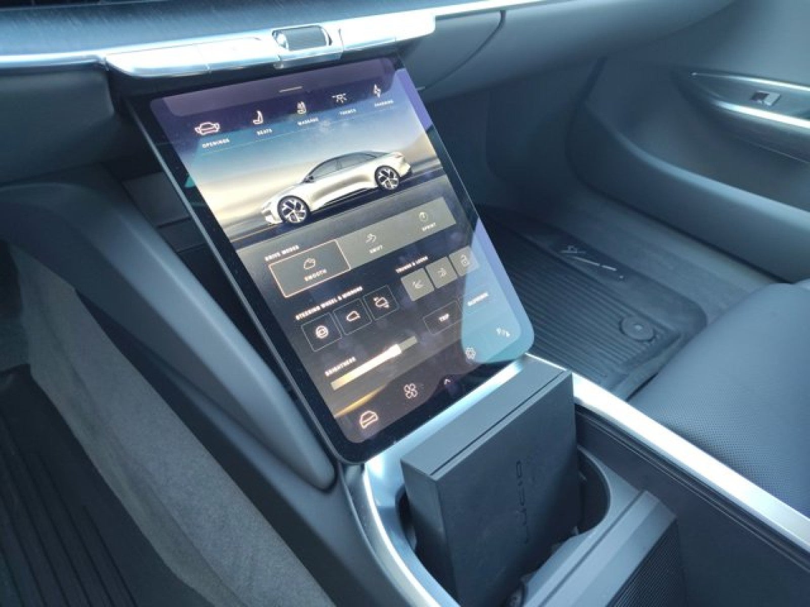 2025 Lucid Air Touring AWD | Dream Drive Pro, $86k MSRP