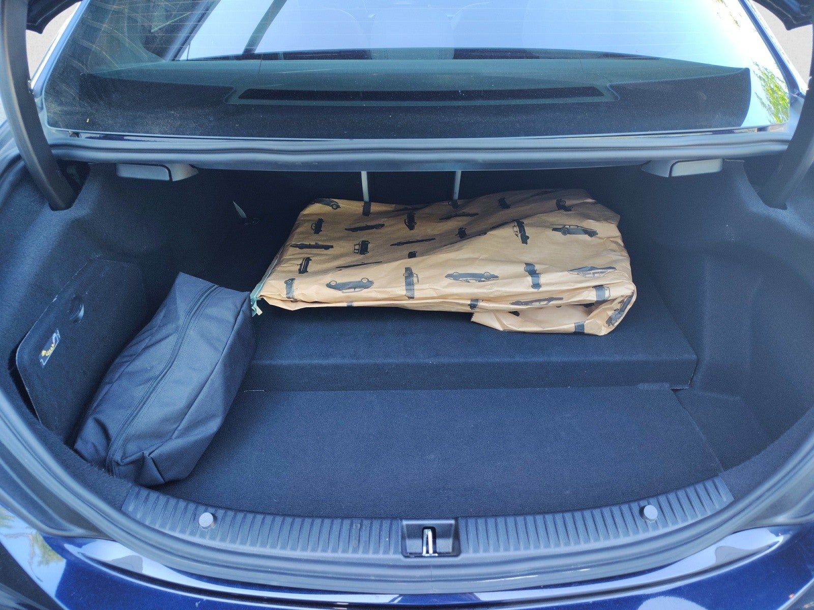 2017 Mercedes-Benz C-Class C 350e | P3 Package, Pano Roof