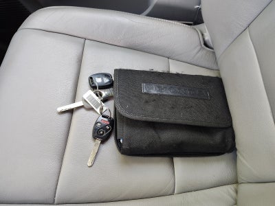 2014 Honda Pilot Touring 4WD | Local One Owner