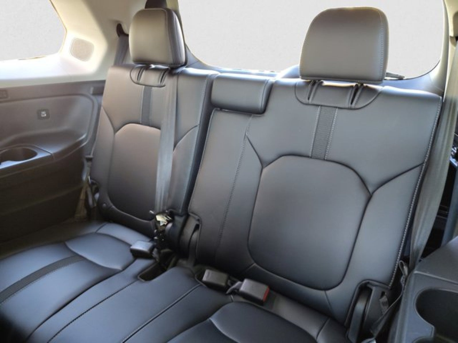 2023 Honda Pilot Touring AWD