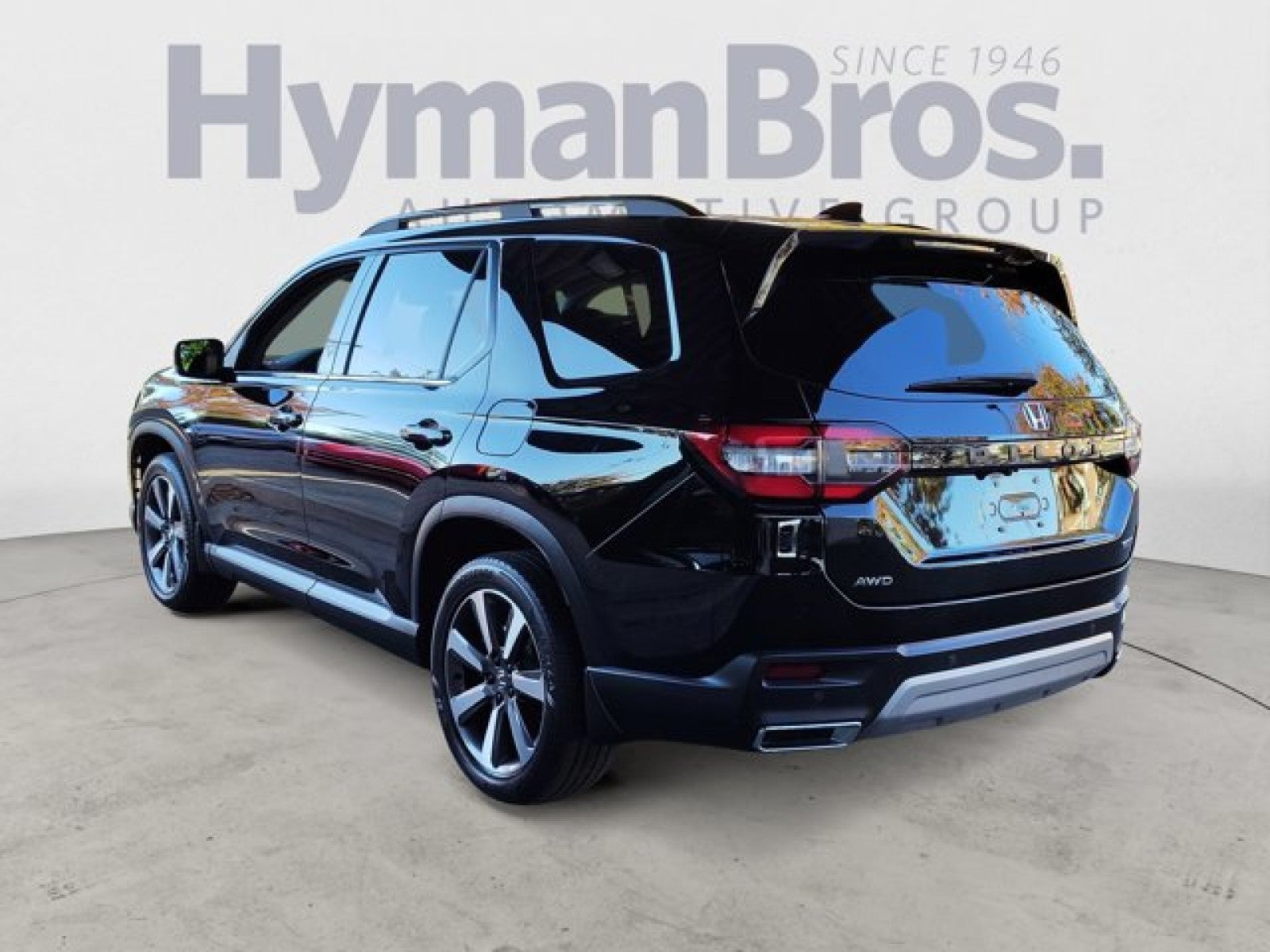 2023 Honda Pilot Touring AWD